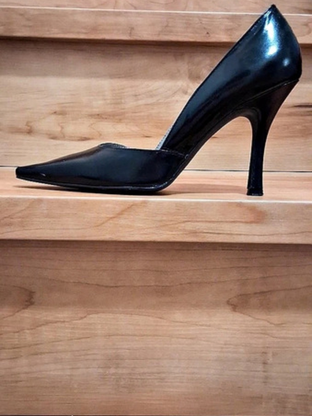 Black Leather Pointed Toe Pumps